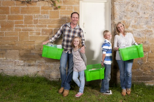 Scheduling home clearance services in Bethnalgreen